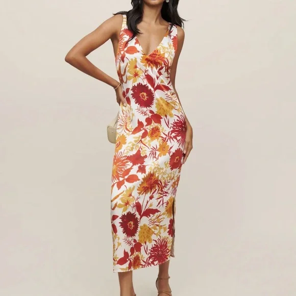 reformation lian silk dress NWT Reformation Lian Silk Dress. Size Small